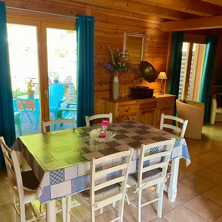 Des Feignes Chalet *